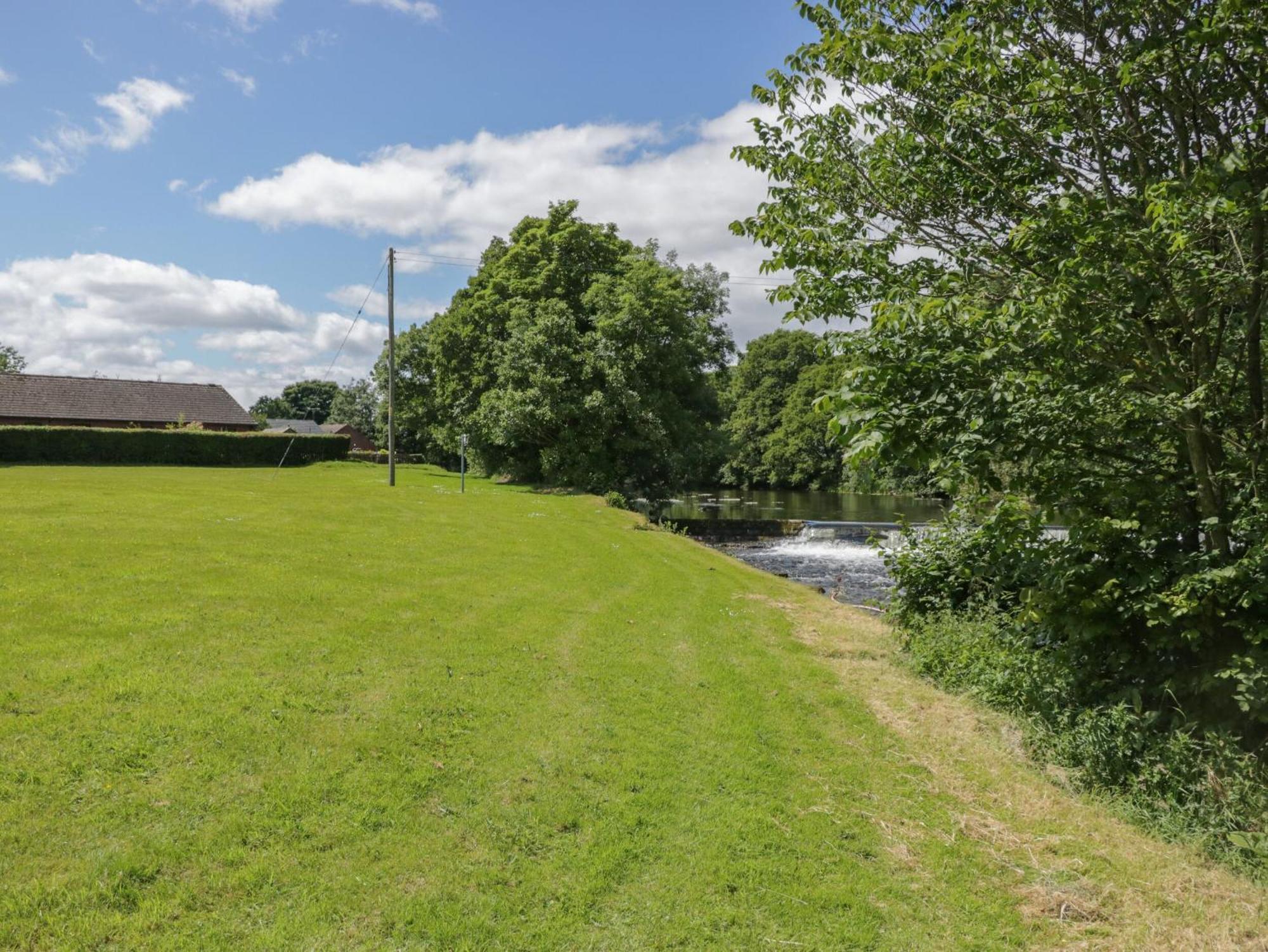 9 Eamont Park Penrith Exterior foto